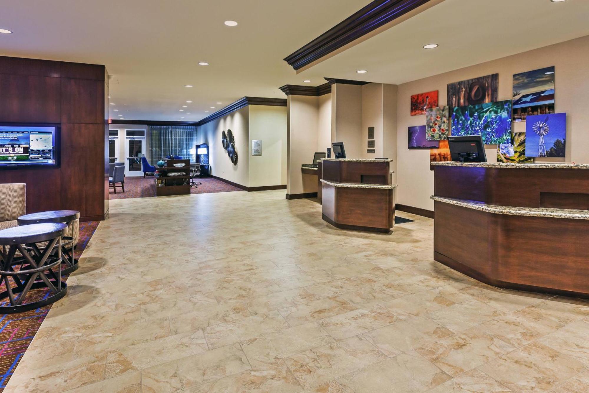 מלון Courtyard By Marriott אודסה מראה חיצוני תמונה